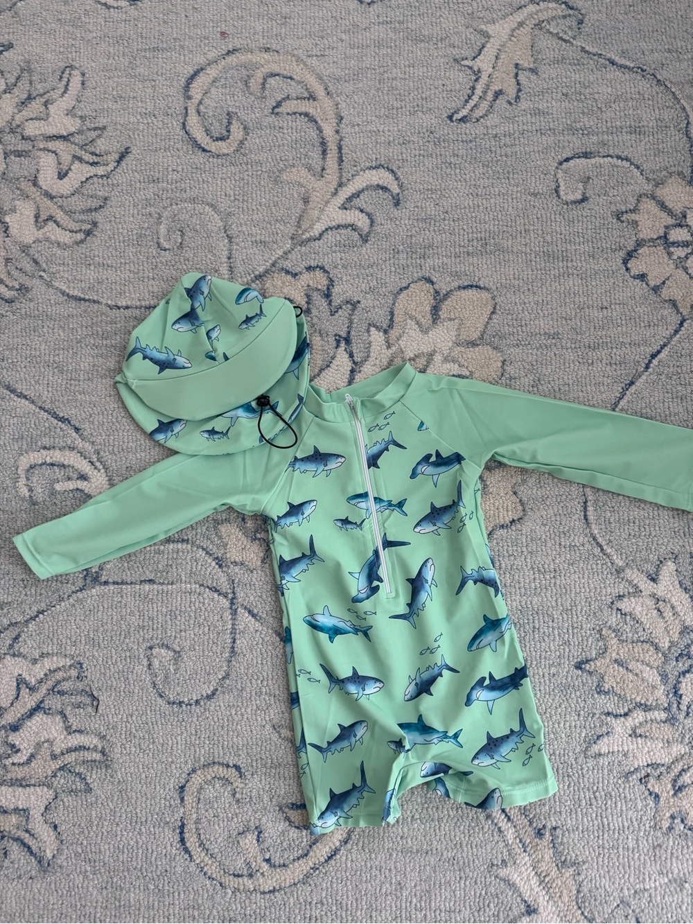 NWOT Shark-Print Rash Guard Swimsuit with Sun Hat - Mint Green. Size 12-18 mont